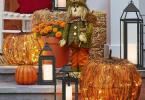 Плашило пред верандата